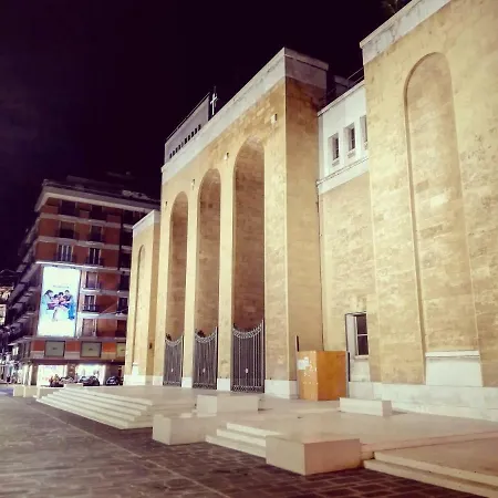 Dimora San Ferdinando 2 公寓 *